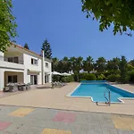 ヴィラ Meneou Seaside Mansion 7