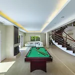 Meneou Seaside Mansion 7 ラルナカ