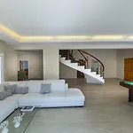 Meneou Seaside Mansion 7 * ラルナカ