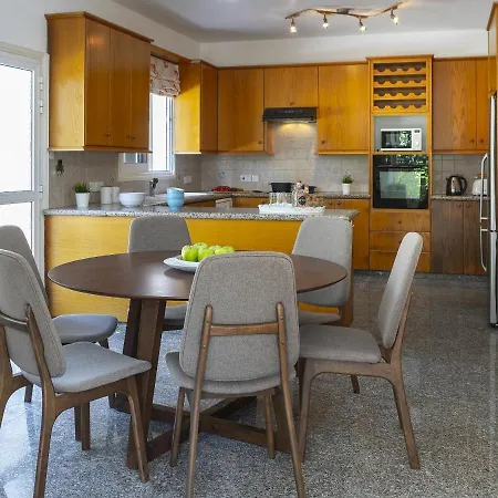 Villa Meneou Seaside Mansion 7 *