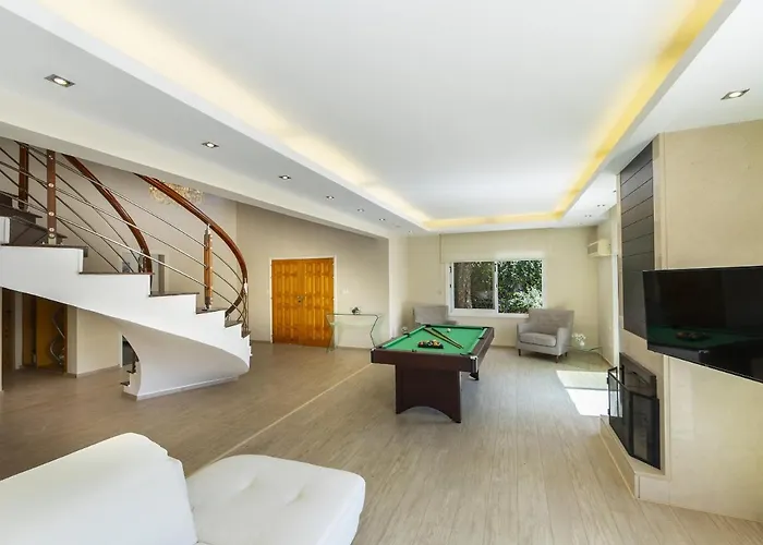 Meneou Seaside Mansion 7 Villa *