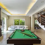 Meneou Seaside Mansion 7 *