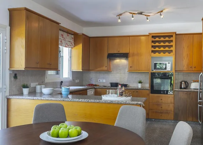 Meneou Seaside Mansion 7 Willa Larnaca