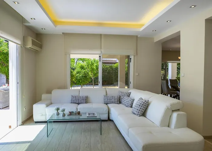 Meneou Seaside Mansion 7 Λάρνακα