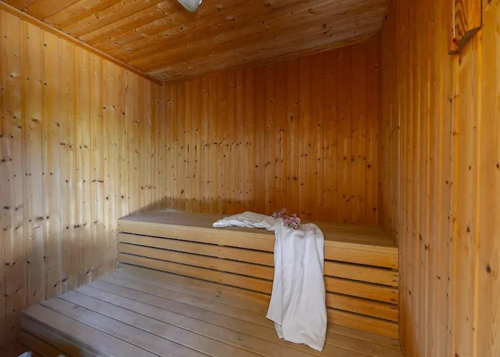 Meneou Seaside Mansion 7 Βίλα *